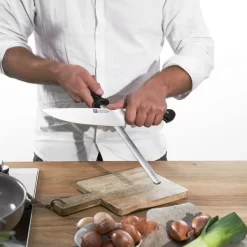 ZWILLING | Wetzstahl Diamant - 26cm -Geschäft für Küchengeräte WSDZ260 inuse 1 17b8